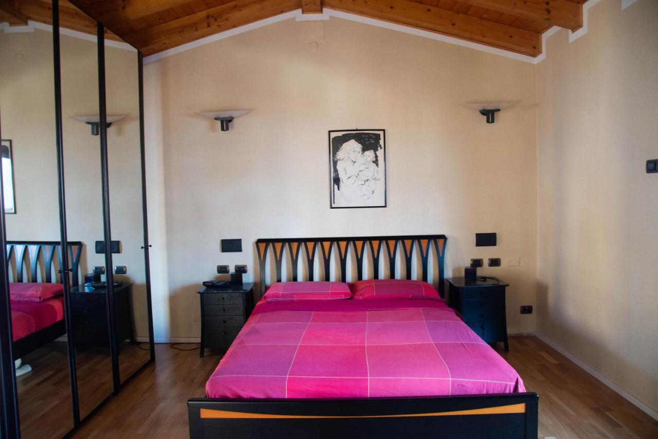 Guesthouse "Villa Tamas" Limone sul Garda Exterior photo