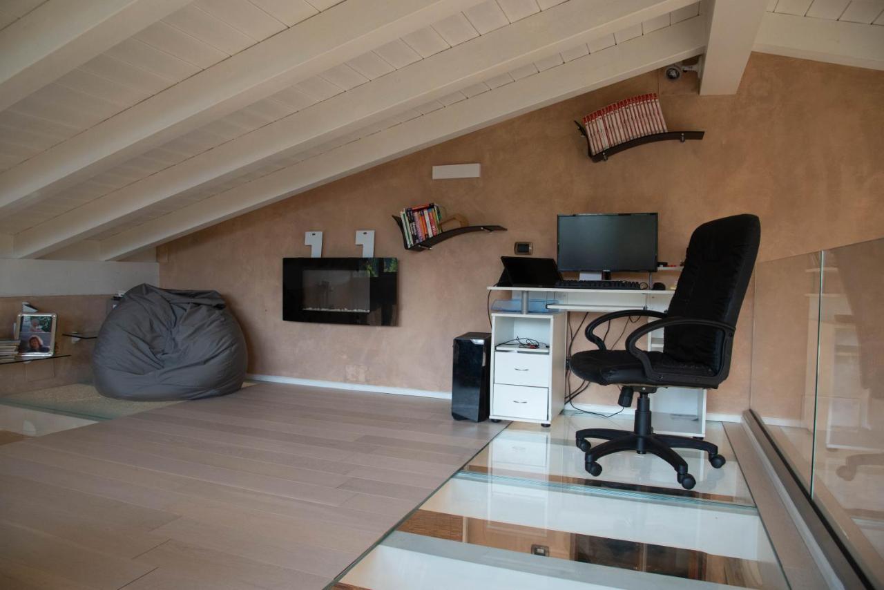 Guesthouse "Villa Tamas" Limone sul Garda Exterior photo
